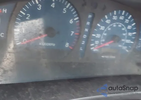 2002 Toyota Sienna Xle z USA, uszkodzony, nr VIN 4T3ZF13CX2U425886